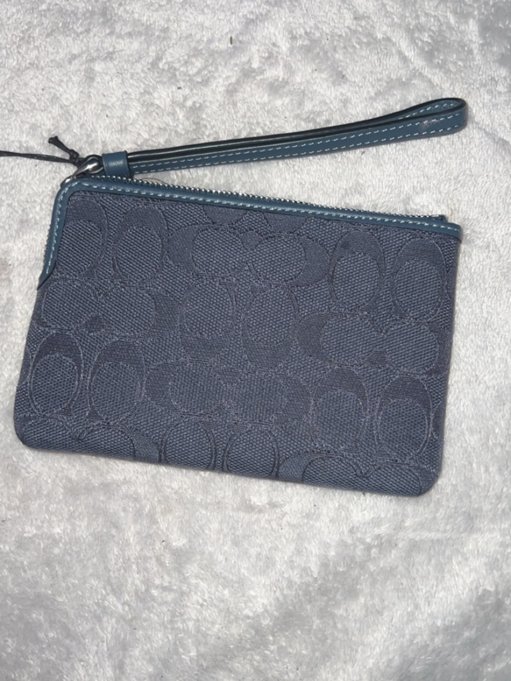 Coach Navy Signature Canvas Wristlet with Silver Logo - Picture 2 of 2